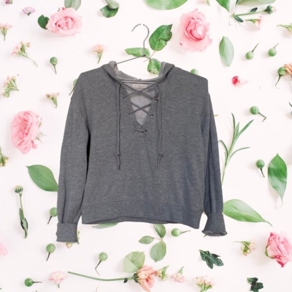 Pacsun brand, L.A. HEARTS cropped grey hoodie, xs